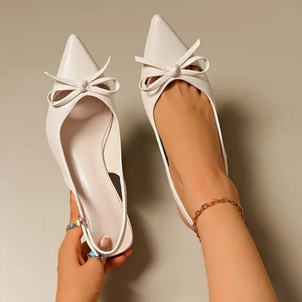 80e3ad8c-1a1f-4b80-ab45-9a6fdf707aa1 Elegant Pointed-Toe Stilettos with Bow Detail