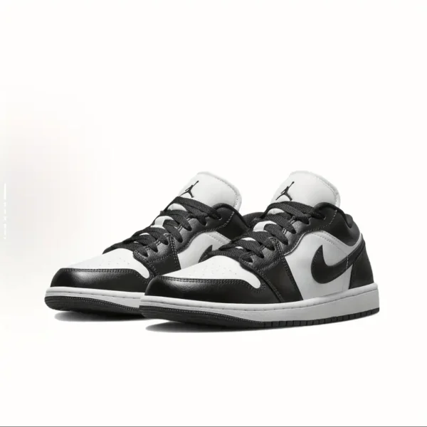 Nike Air Jordan 1 Retro Low OG 'Panda' Sneakers